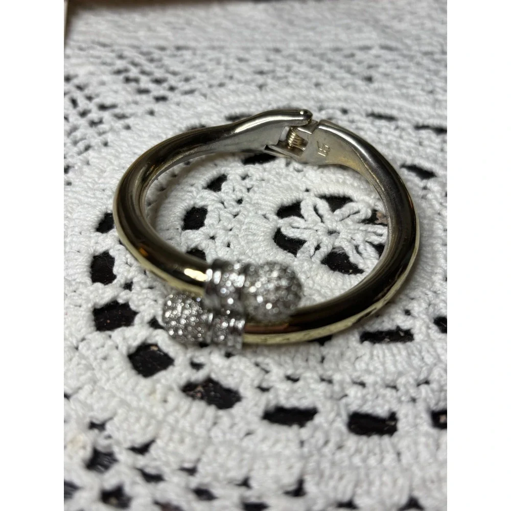 Banana Republic Gold Tone Bypass Hinged Bangle Bracelet Pave Crystal End Caps - Picture 10 of 13